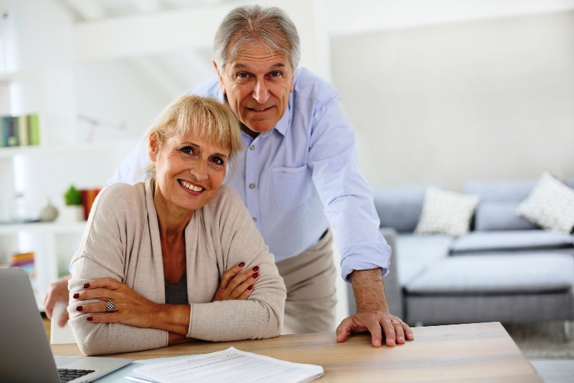 Assistance from a daily money manager can help seniors remain independent as they age.